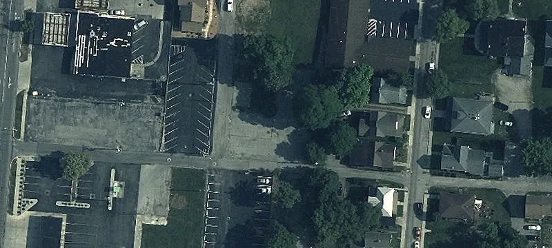 240 Sandusky Ave