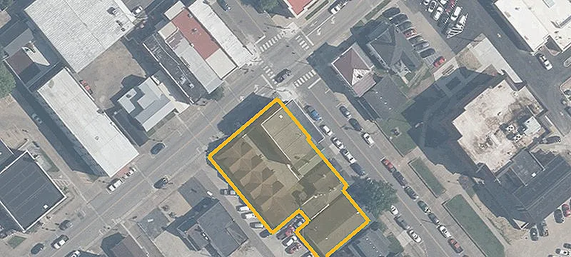 463 2nd Ave