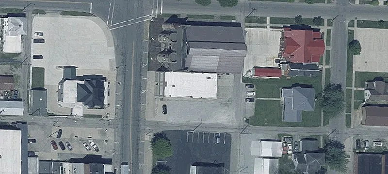 122 Main St