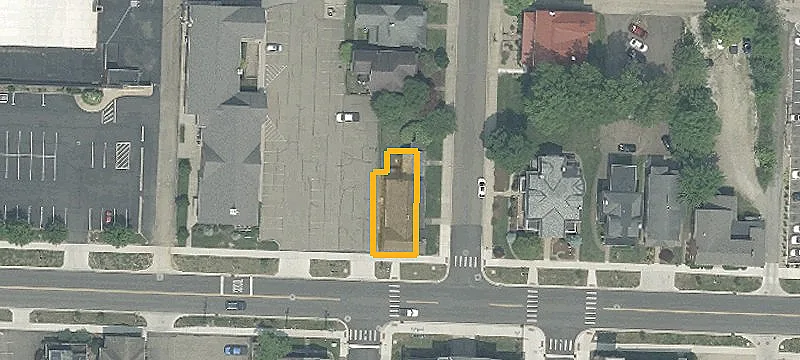 745 Steubenville Ave