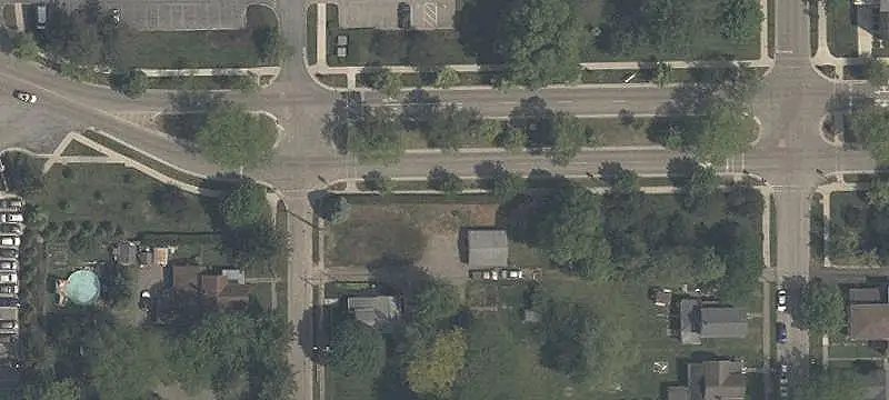 219 College Ave