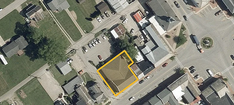 106 Main St