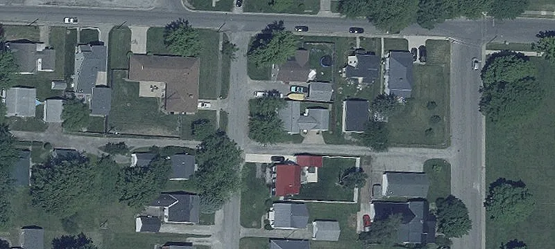360 Superior St