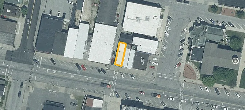 140 Main St