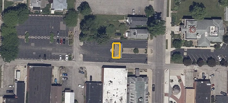 8 Public Sq