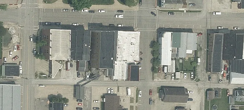 401 Main St