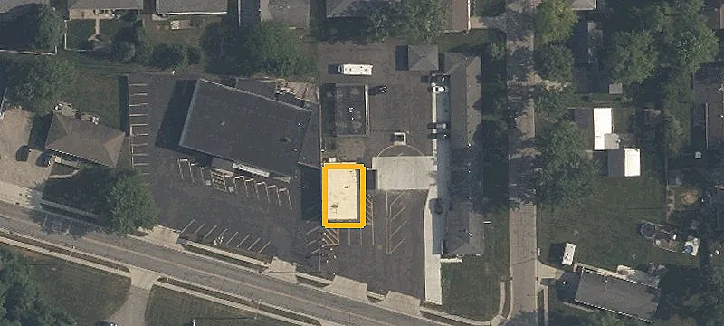 1320 Woodlawn Ave