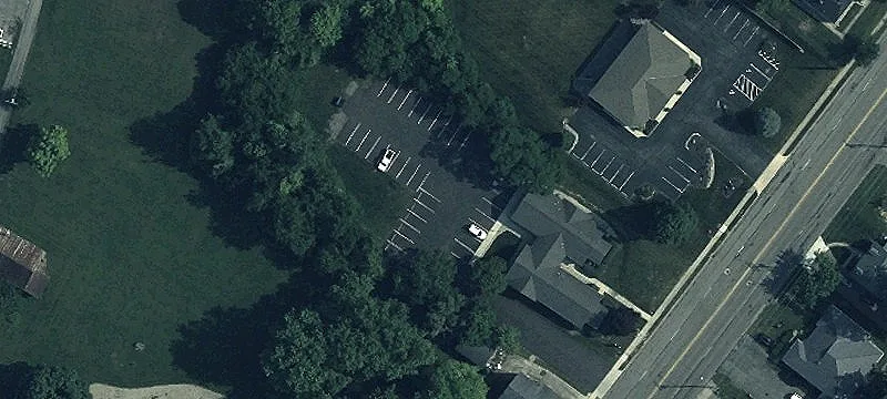 921 Rush Ave