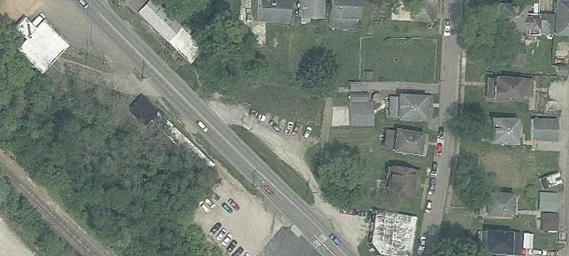 Morton Ave