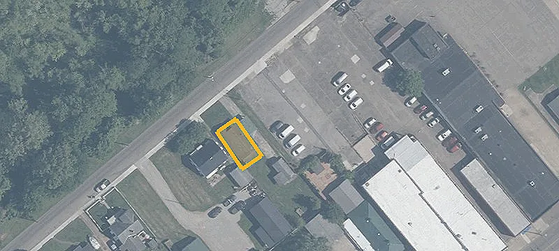 233 4th Ave
