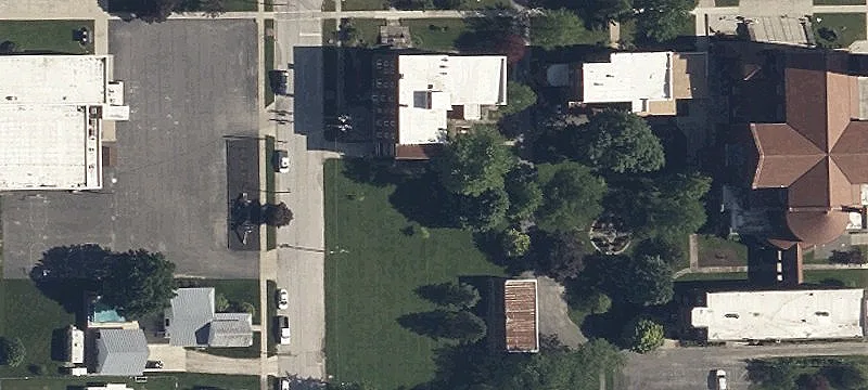 321 Clay St