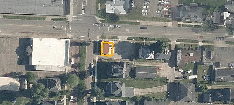 301 Walnut St