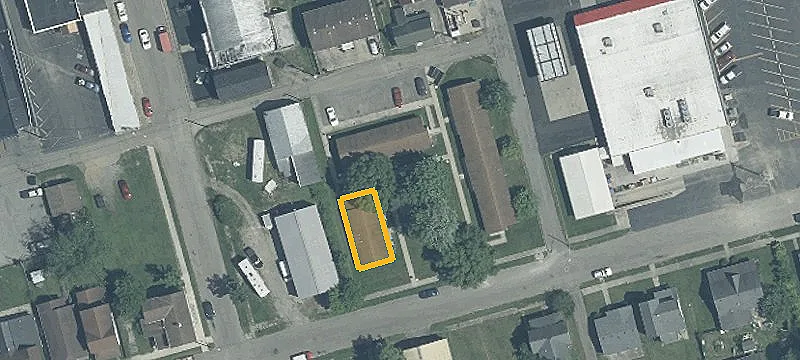 135 Mirabeau St