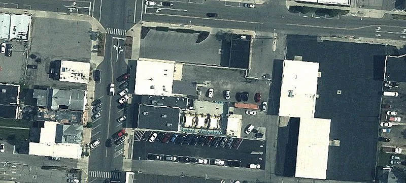 211 Main St