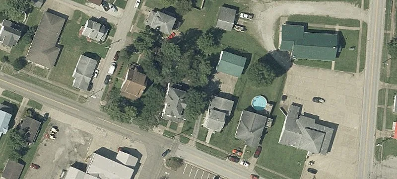 Oaklawn Ave