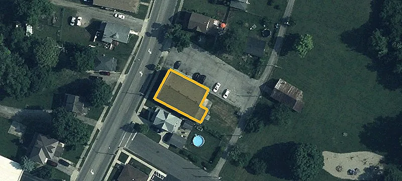 904 Main St