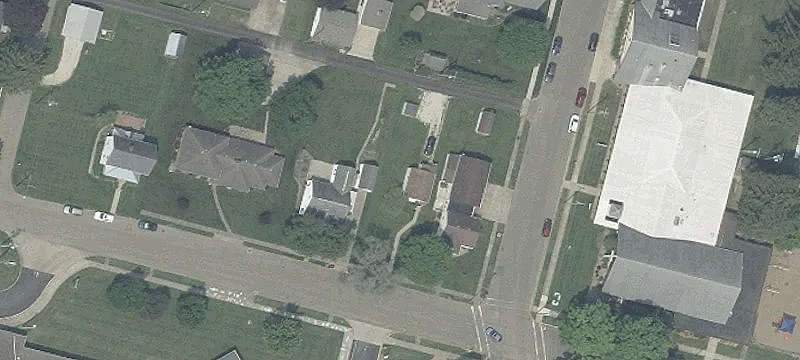 204 Un Ave