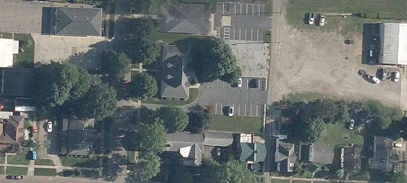 4th St
