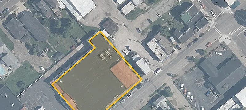 242 2nd Ave