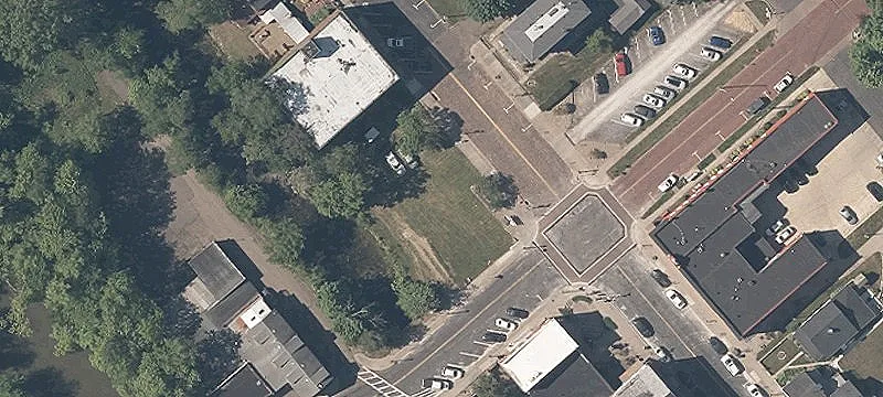 104 Market W St