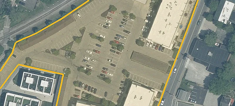 126 2nd St