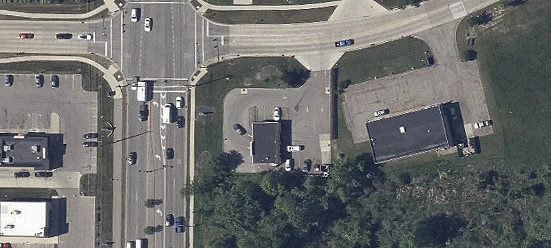 4215 Pearl Rd