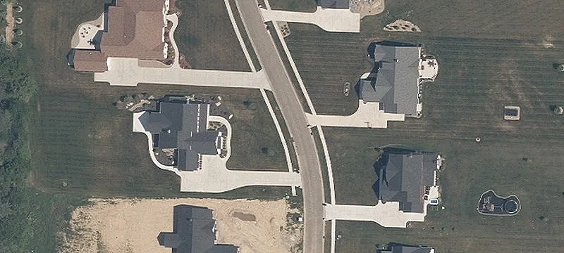 Leighfield NE Ln