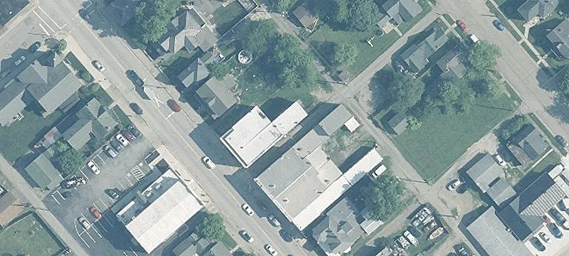 46 London St