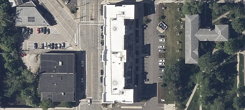 98 Frnt St
