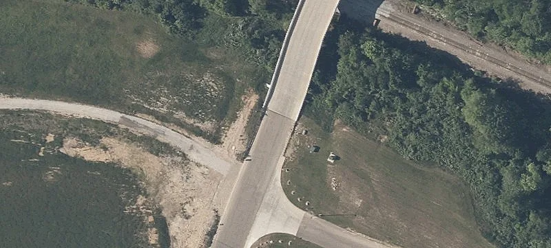Sterilite Ave