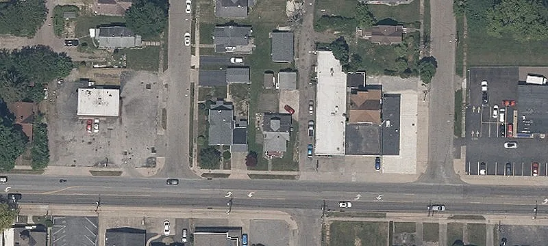 540 Robbins Ave
