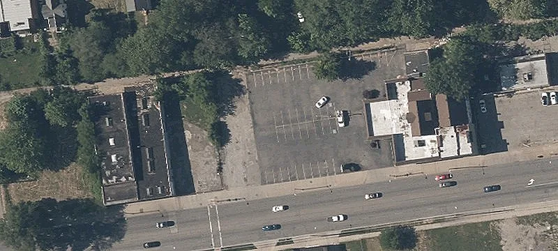 10913 Superior Ave