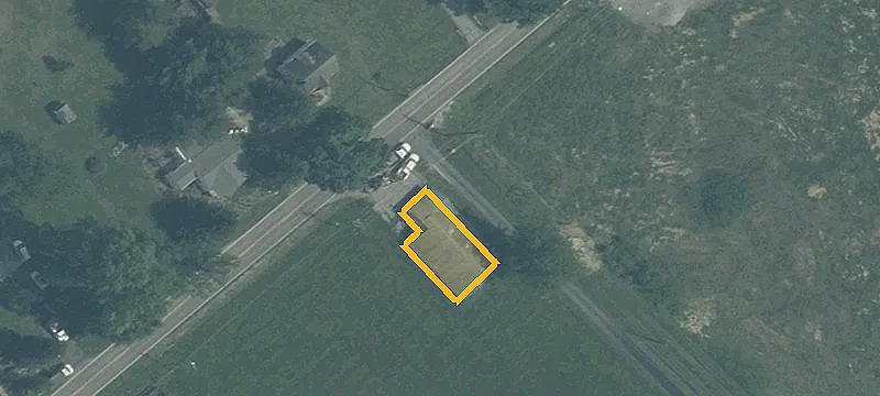 1943 Main St