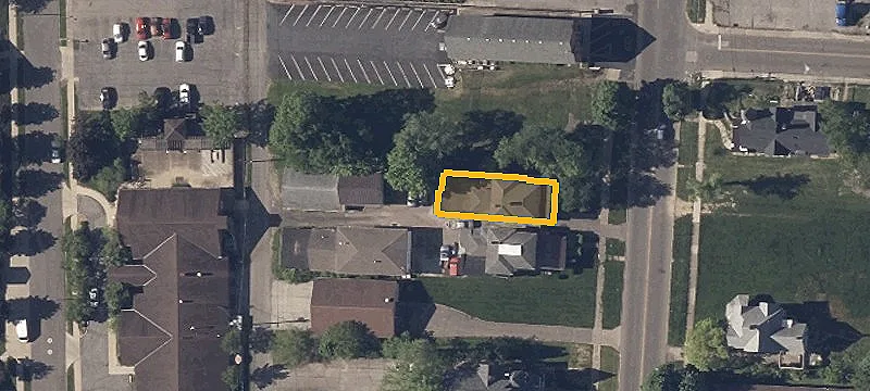 54 Sturges Ave