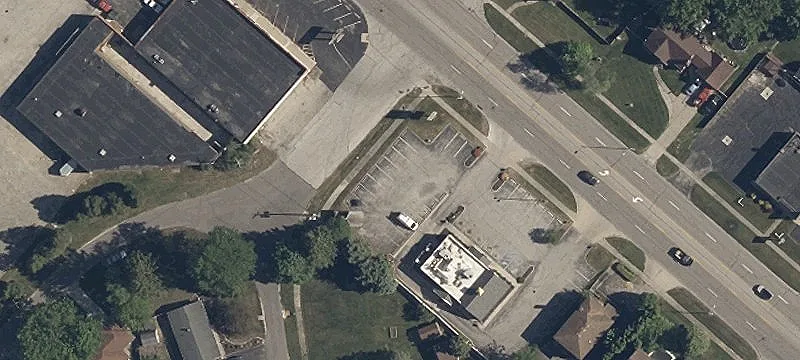 2404 Woodville Rd