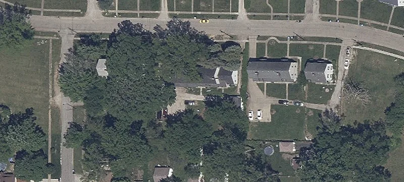 835 Central Dr