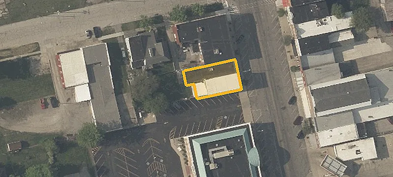 136 Fulton St