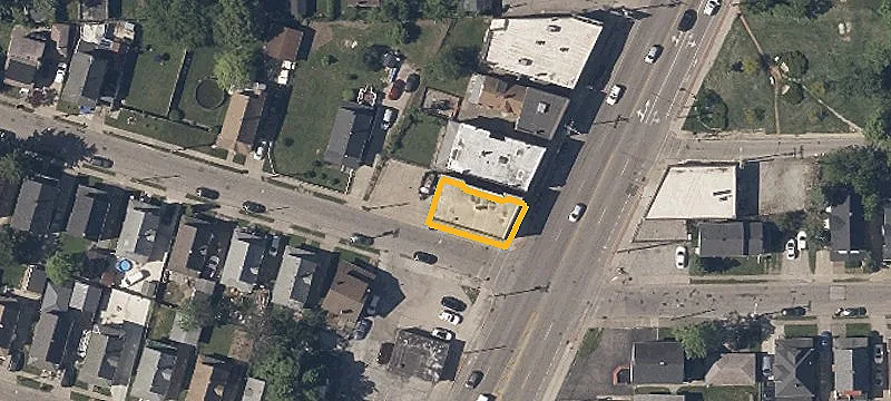 3576 Fulton Rd
