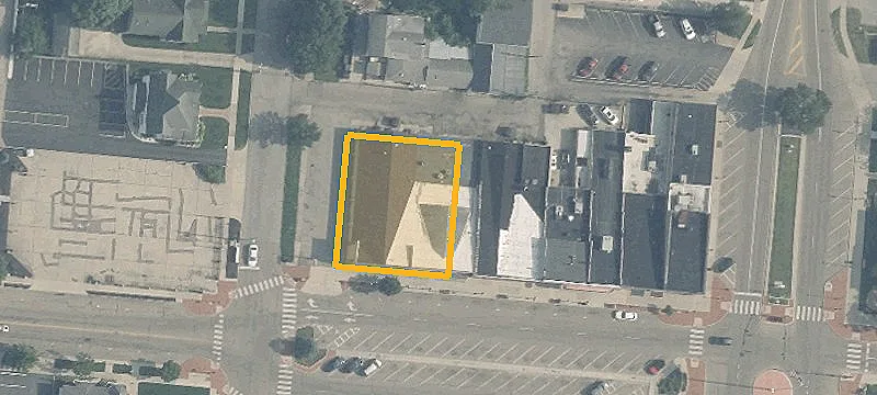17-19 Main St
