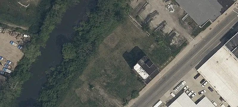 300 Saint Clair St