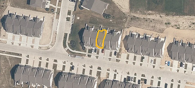 870 Dipper Ln