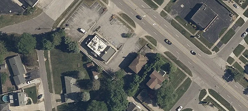 2418 Woodville Rd