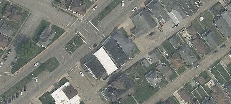 3882 Central Ave