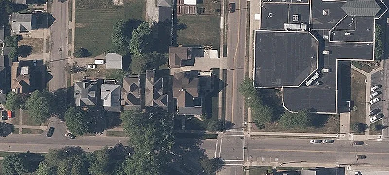 527 Lk Ave