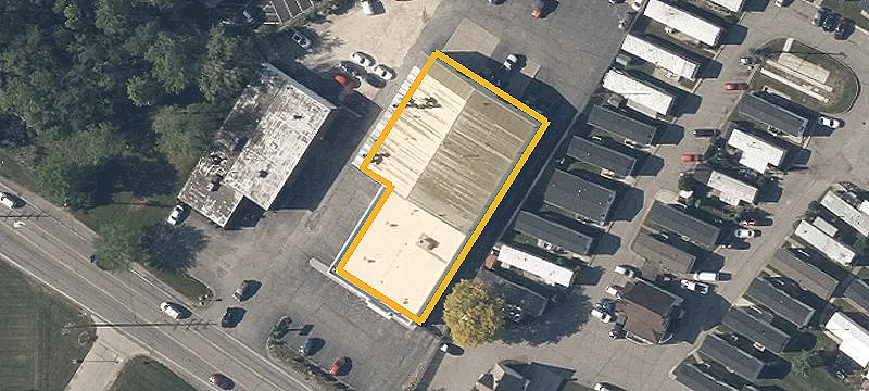 26001 Aurora Rd
