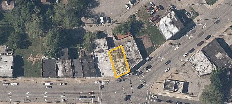 12435 Saint Clair Ave