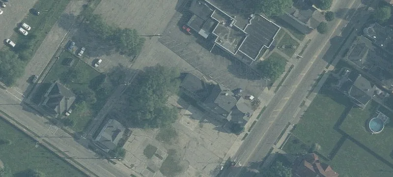124 Main St