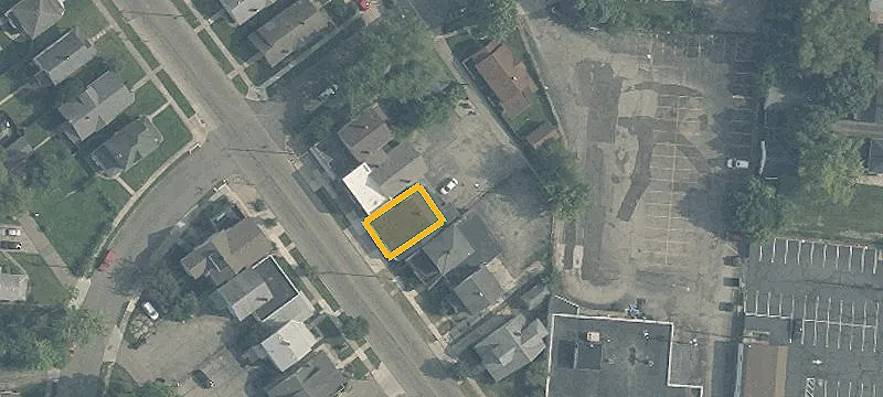 608-610 Watervliet Ave