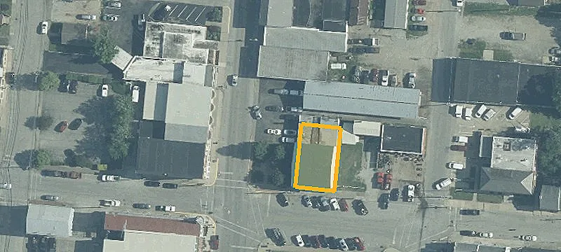 100 Main St