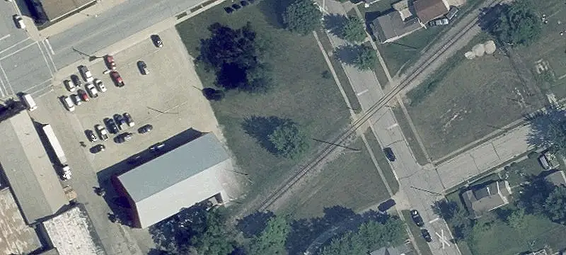 215 Pear St